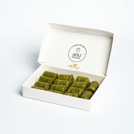 باقلوا رول پسته ویژه نیم کیلویی