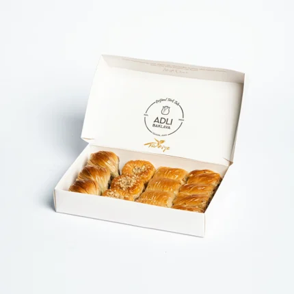 باقلوا مخلوط گردو نیم کیلویی